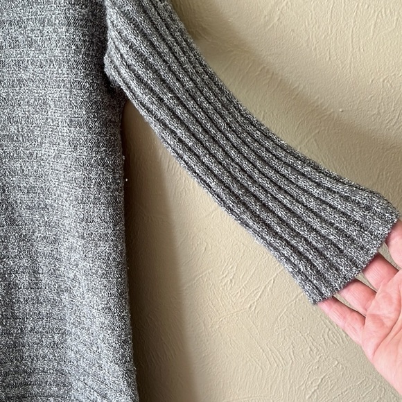 Spense Knits Gray Ribbed Sweater 3/4 Sleeves Crewneck Size Medium - Picture 6 of 11